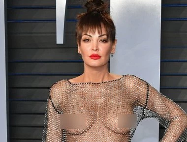 Bleona: Η τραγουδίστρια από την Αλβανία που πήγε χωρίς σουτιέν στα Όσκαρ και ... (φωτό)